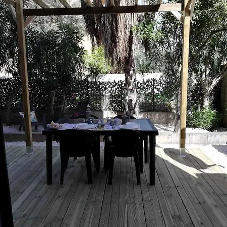 Appartamento Corallo With Private Garden Olbia Exterior photo